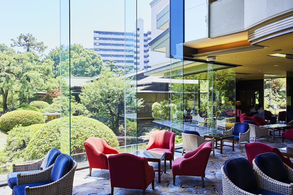 ロビーラウンジ1 | アートホテル小倉 ニュータガワ