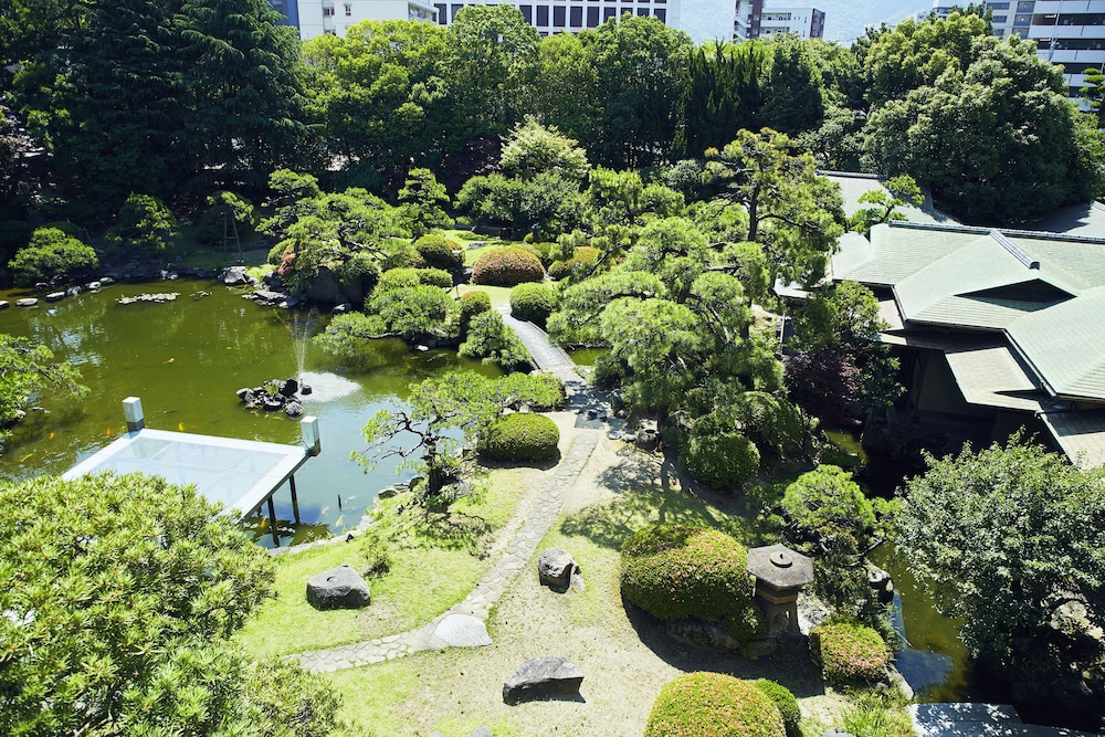 スタンダードセミダブル (日本庭園側) 禁煙 部屋からの景観0 | アートホテル小倉 ニュータガワ