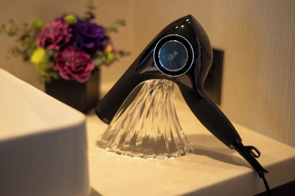 エグゼクティブ ツインルーム ダブルベッド 2 台 禁煙 リバービュー 客室の設備とサービス0 | 新潟グランドホテル