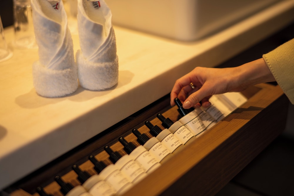 エグゼクティブ ツインルーム ダブルベッド 2 台 禁煙 リバービュー 客室の設備とサービス4 | 新潟グランドホテル