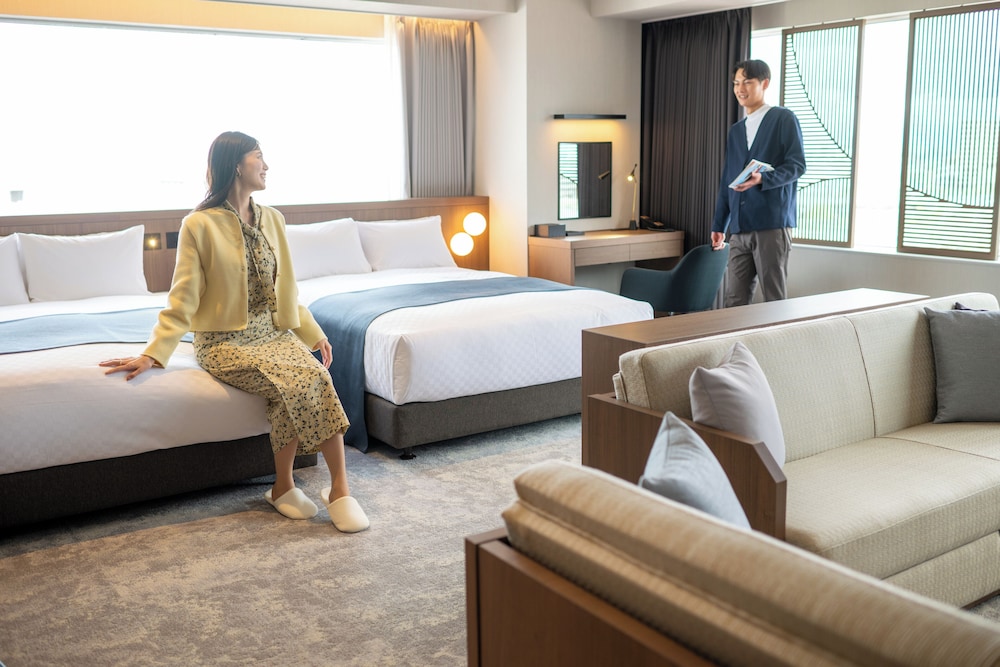 エグゼクティブ ツインルーム ダブルベッド 2 台 禁煙 リバービュー 客室5 | 新潟グランドホテル