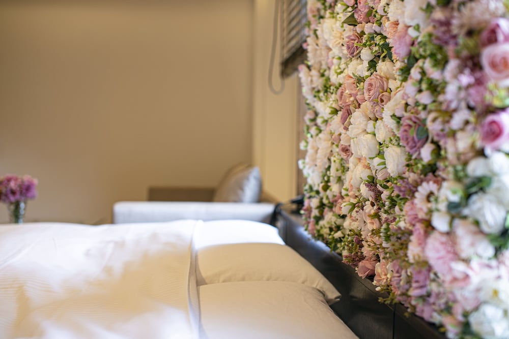 アーティストルーム711 客室2 | ホテル ザ グランデ心斎橋