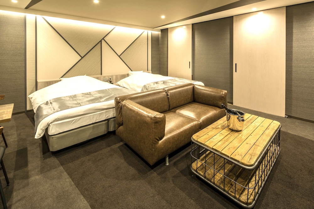 プレミアム ツインルーム 禁煙 客室3 | ホテル ザ グランデ心斎橋