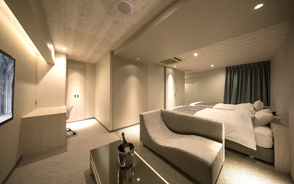 プレミアム ツインルーム 禁煙 客室7 | ホテル ザ グランデ心斎橋