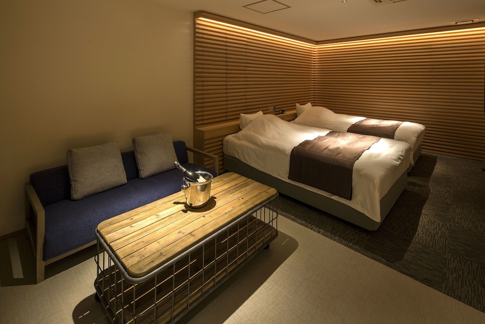 プレミアム ツインルーム 禁煙 客室12 | ホテル ザ グランデ心斎橋