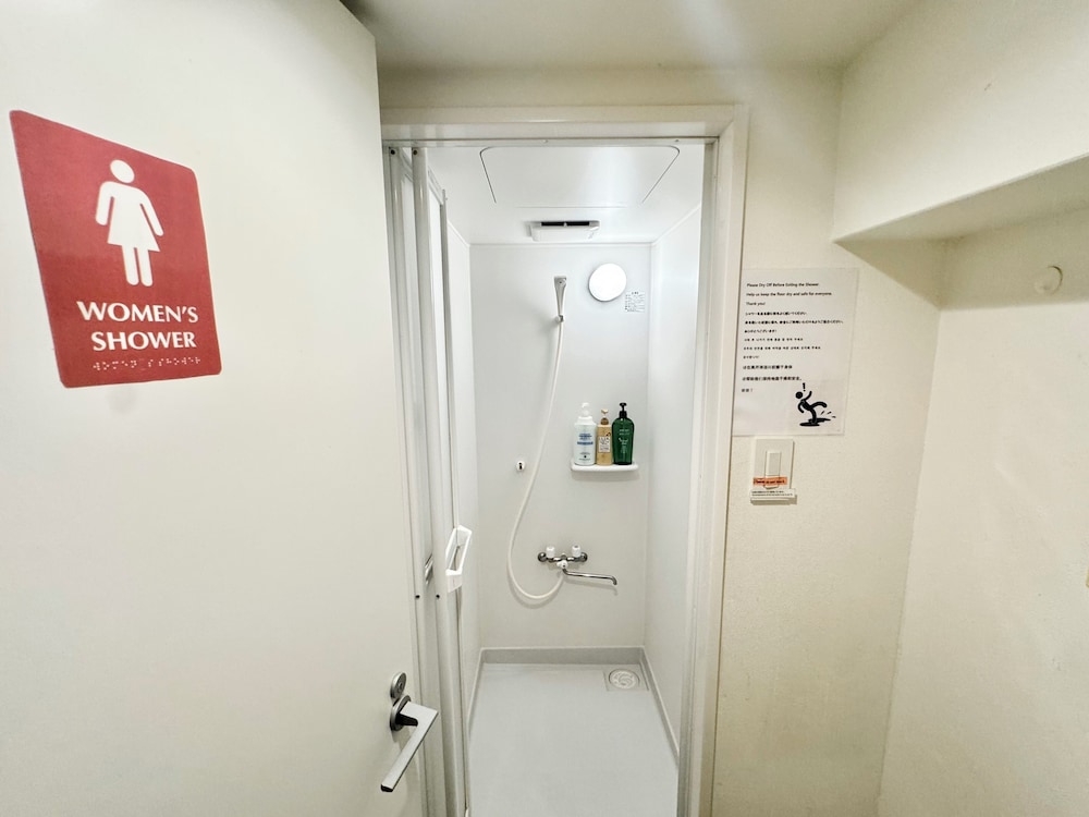 和室ルーム バスルーム2 | 大阪ゲストハウス桜