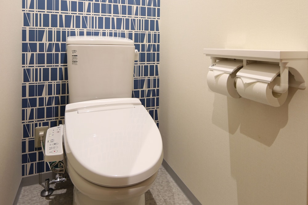 スタンダード ツインルーム 禁煙 バスルーム1 | ホテルソビアル 大阪 ドーム前