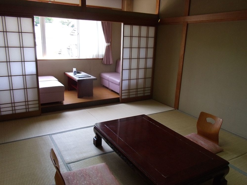 客室1 | 嬉野温泉 旅館 初音荘