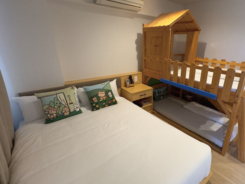 ファミリー トリプルルーム 禁煙 | ビクトリアホテル