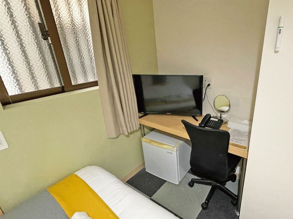 トリプルルーム 客室1 | ビクトリアホテル