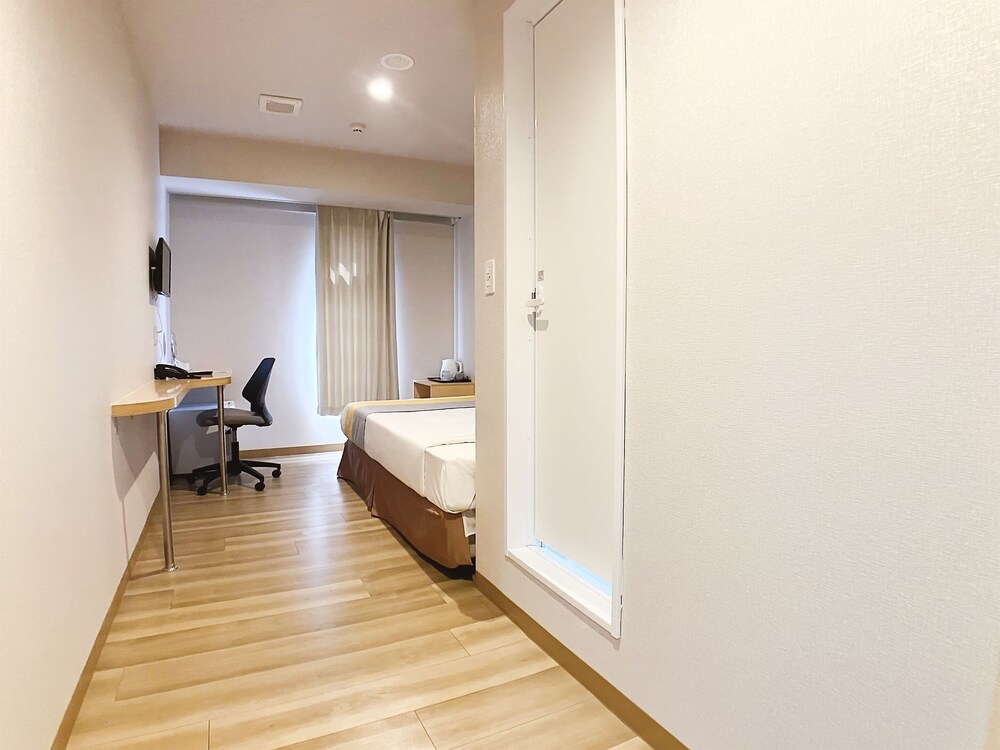 ダブルルーム 禁煙 客室2 | ビクトリアホテル