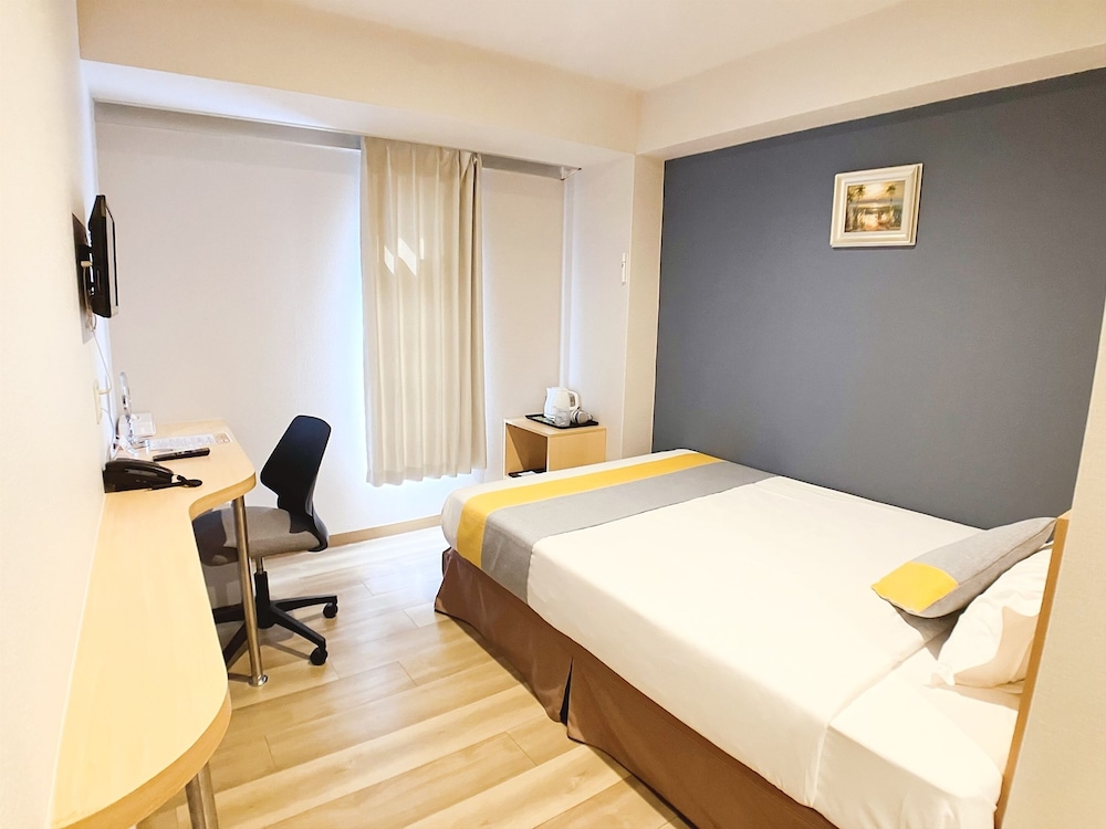 ダブルルーム 禁煙 客室4 | ビクトリアホテル