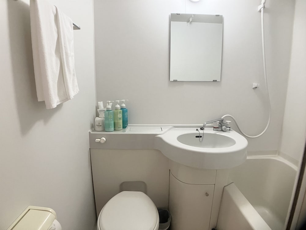 和室 (5名定員) 禁煙 バスルーム0 | ビクトリアホテル