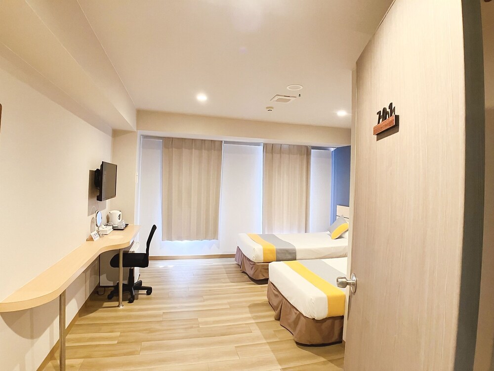 ツインルーム 客室4 | ビクトリアホテル