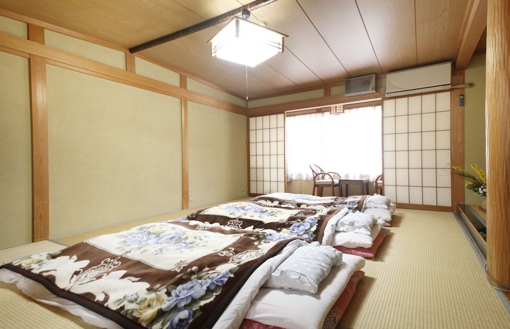 客室1 | 湯田中 清風荘