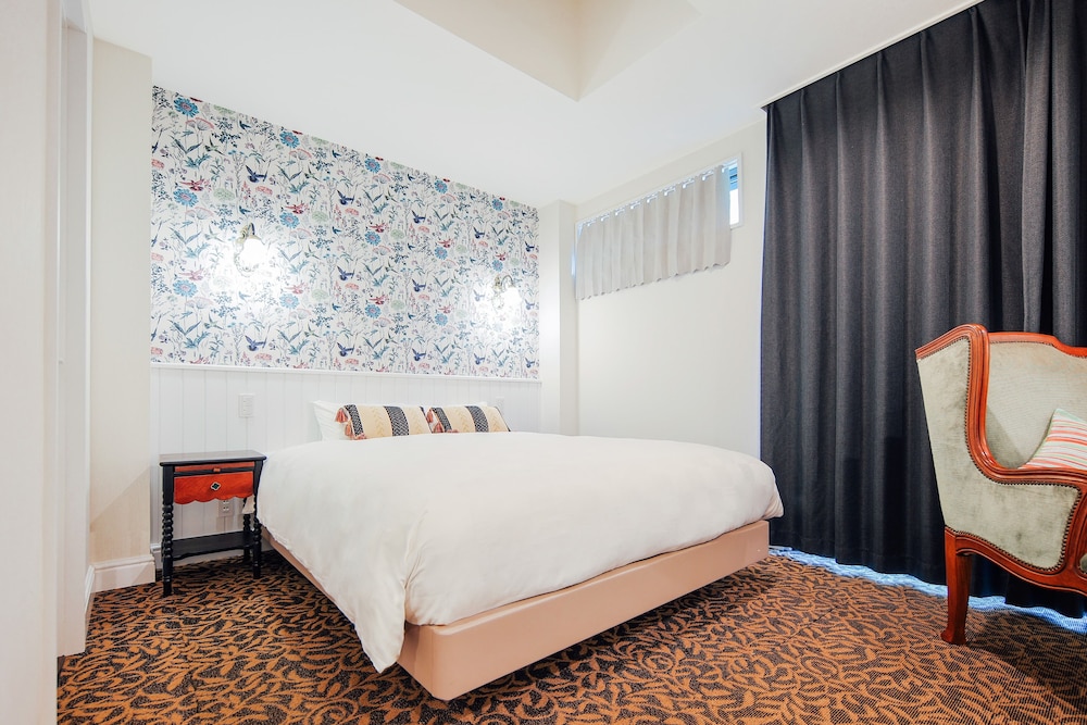 スタンダード トリプルルーム 1F 客室1 | Hotel WELLIES