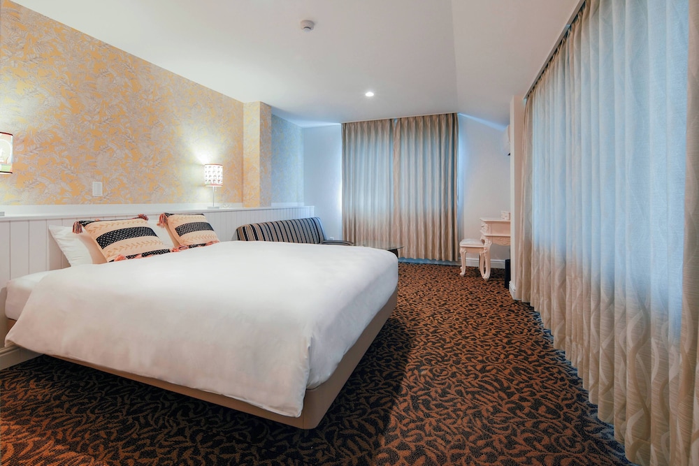 デラックス ファミリールーム 2F 客室2 | Hotel WELLIES