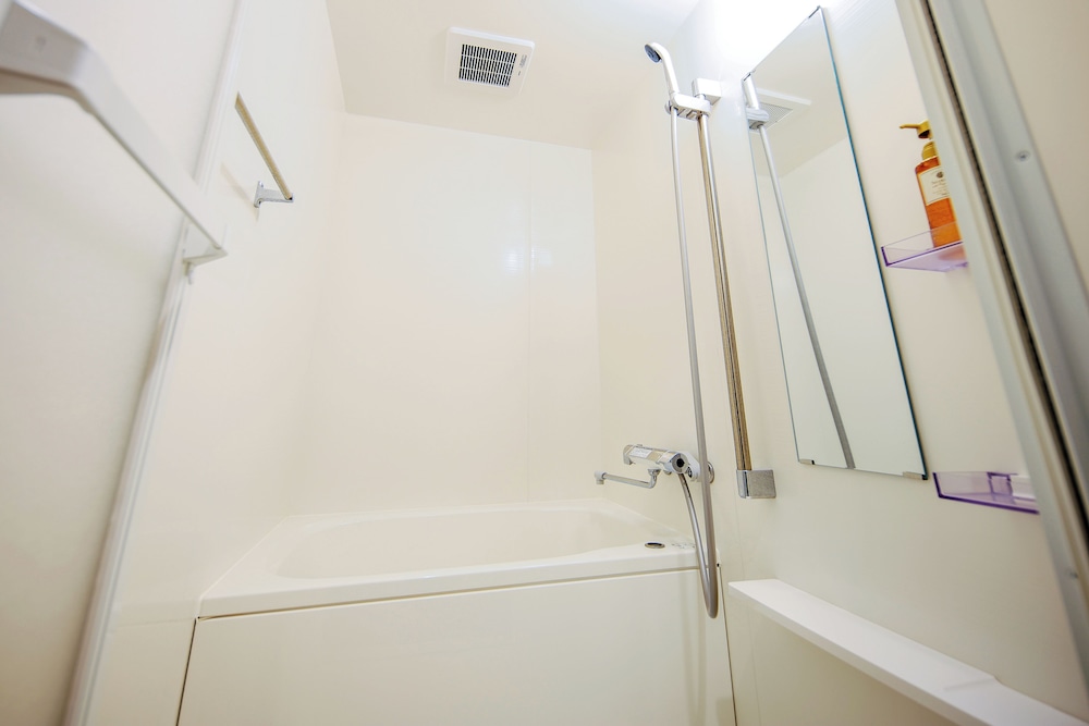 スーペリア ダブルルーム バスルーム0 | Hotel WELLIES