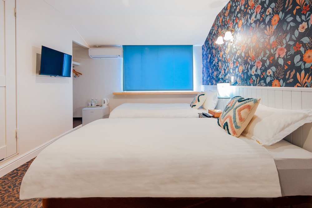 Economy Twin Room 客室2 | Hotel WELLIES