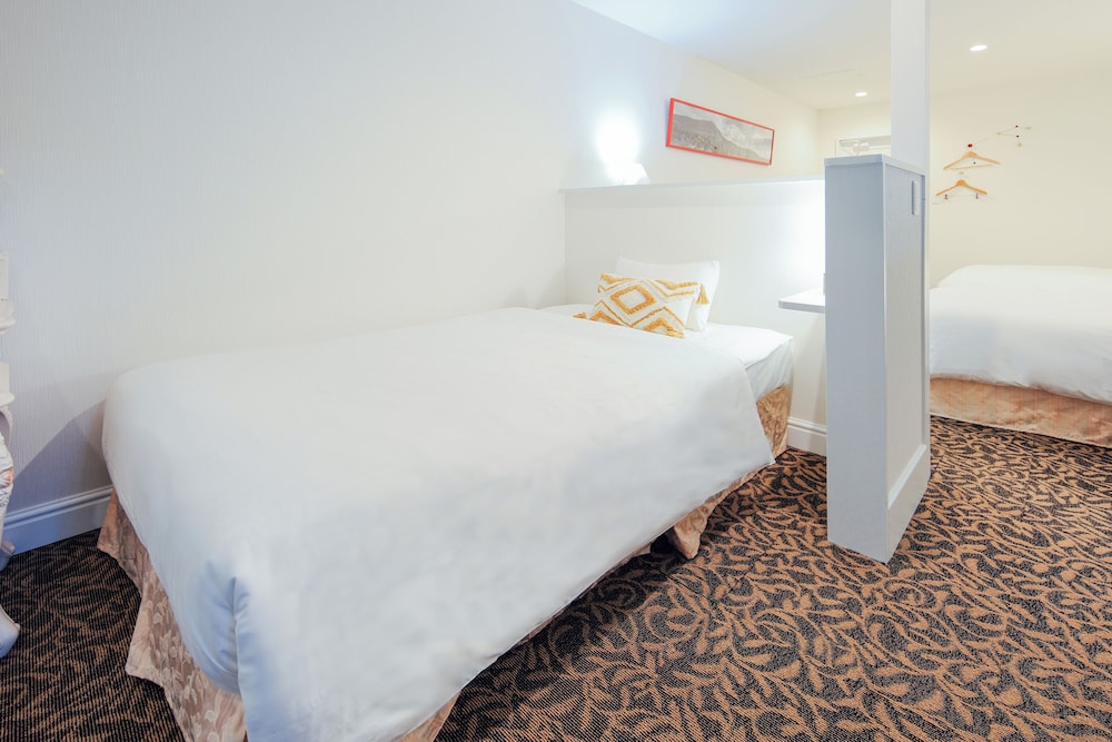 Deluxe Family Room 2F 客室10 | Hotel WELLIES