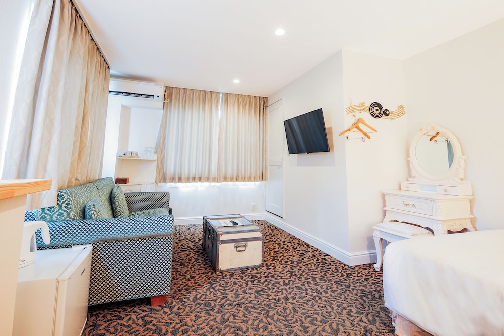 Deluxe Family Room 2F 客室5 | Hotel WELLIES