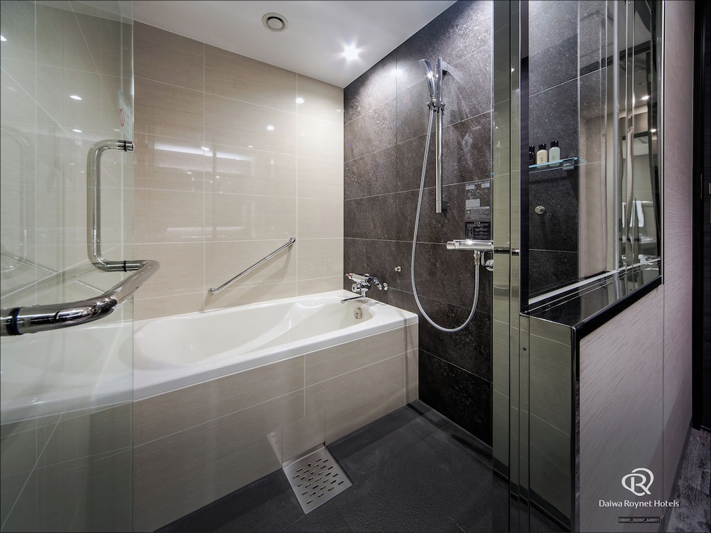 エグゼクティブ ダブルルーム 禁煙 客室6 | ダイワロイネットホテル京都駅前 PREMIER