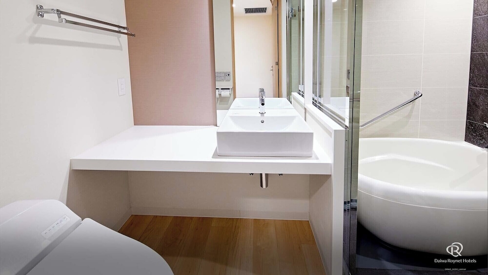 スーペリア ダブルルーム 禁煙 バスルーム2 | ダイワロイネットホテル京都駅前 PREMIER