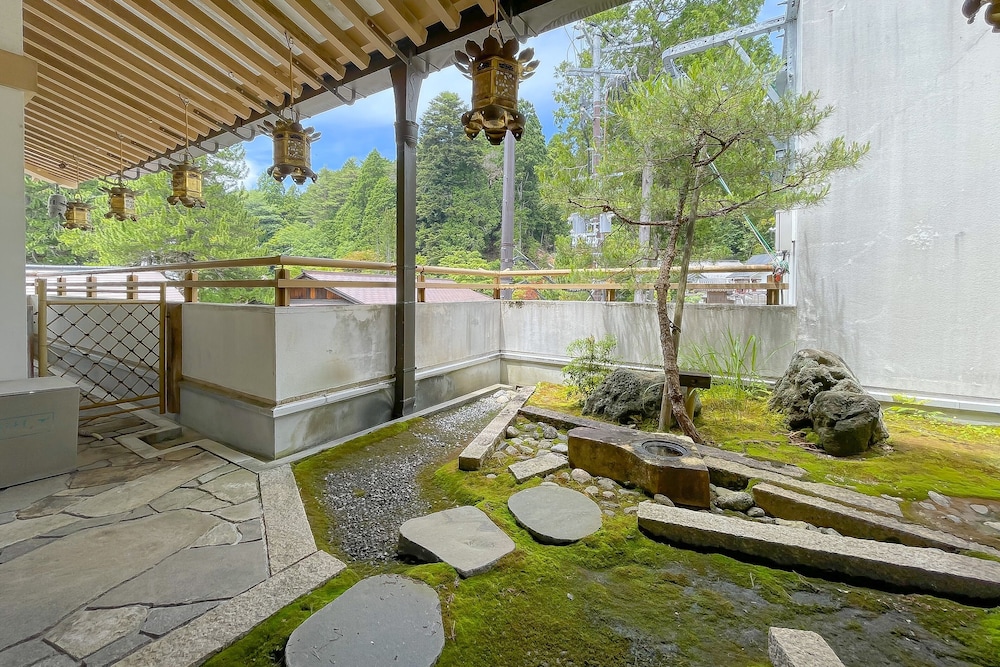 スーペリア ルーム 禁煙 ガーデンビュー 部屋からの景観1 | 総持院