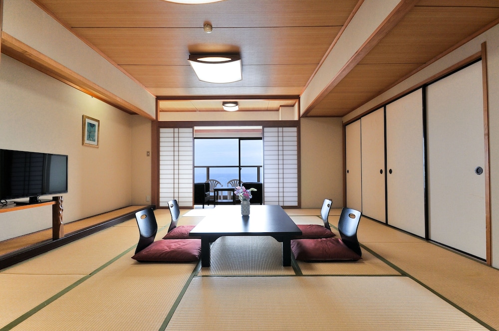 客室1 | ホテルカターラ RESORT & SPA 客室1 | ホテルカターラ RESORT & SPA