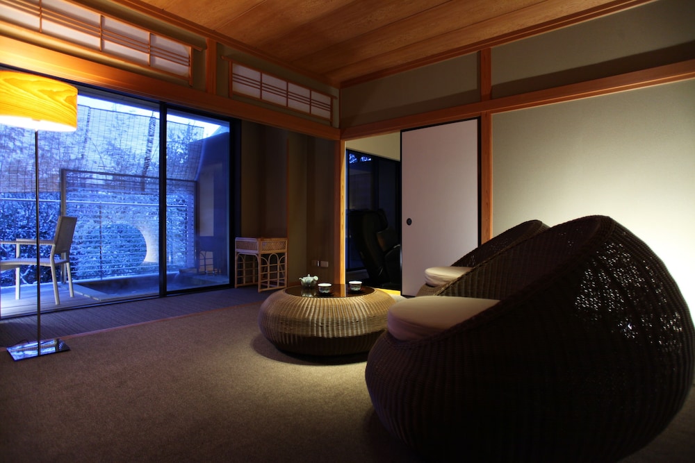 みずばしょう リビングルーム0 | きたの風茶寮