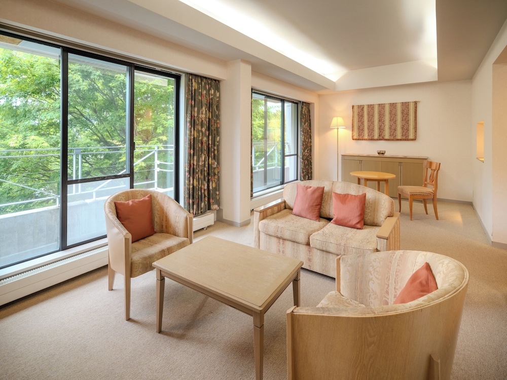 デラックス和洋室 (禁煙) 客室1 | 蓼科レイクリゾート(旧:AMBIENT蓼科ホテル)