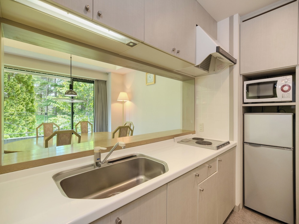 プレミアム和洋室 (禁煙) 専用キッチン0 | 蓼科レイクリゾート(旧:AMBIENT蓼科ホテル)