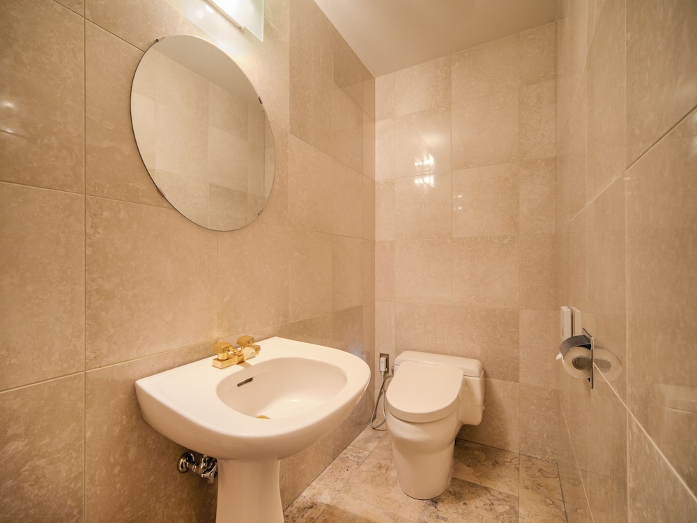 デラックスファミリールーム (禁煙) 客室1 | 蓼科レイクリゾート(旧:AMBIENT蓼科ホテル)