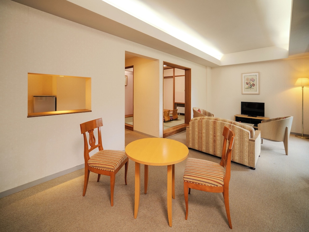 デラックス和洋室 (禁煙) 客室3 | 蓼科レイクリゾート(旧:AMBIENT蓼科ホテル)