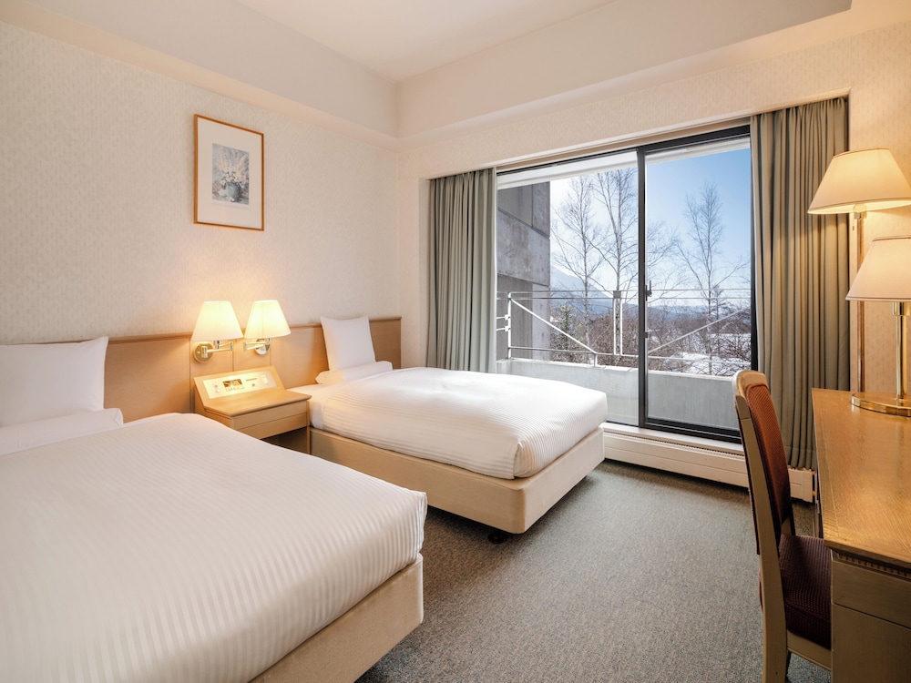 スタンダードファミリールーム (禁煙) | 蓼科レイクリゾート(旧:AMBIENT蓼科ホテル)