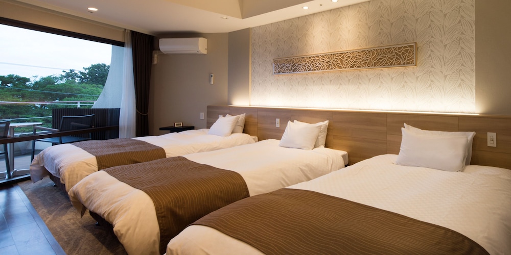 デラックストリプル (禁煙) 客室1 | 伊豆高原わんわんパラダイスホテル＆コテージ