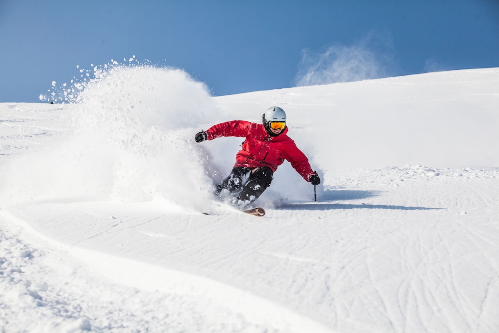 スキー ヒル1 | Holiday Niseko スノーバード スキー ヒル1 | Holiday Niseko スノーバード