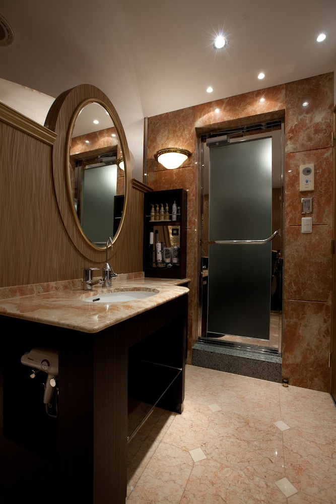 スーペリア ルーム クイーンベッド 1 台 ミストサウナ 客室4 | ホテル & スパ J-MEX - アダルト オンリー