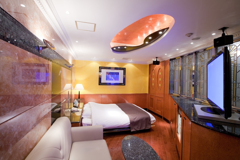 デラックス ルーム クイーンベッド 1 台 ドライサウナ 客室4 | ホテル & スパ J-MEX - アダルト オンリー