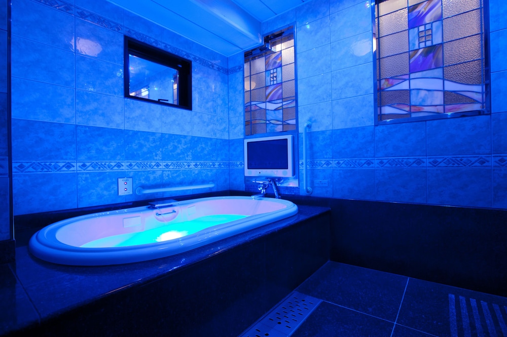 スーペリア ルーム クイーンベッド 1 台 ミストサウナ ジェットバス0 | ホテル & スパ J-MEX - アダルト オンリー