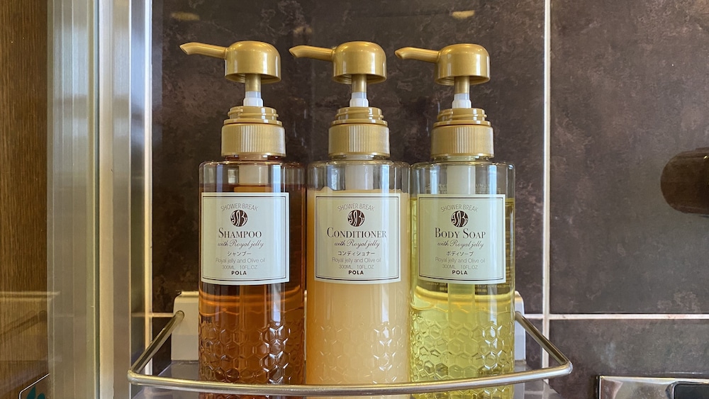 デラックスツインルーム (最上階、バス・トイレ別) セミダブルベッド2台 禁煙 バスルーム2 | スマイルホテル那覇シティリゾート