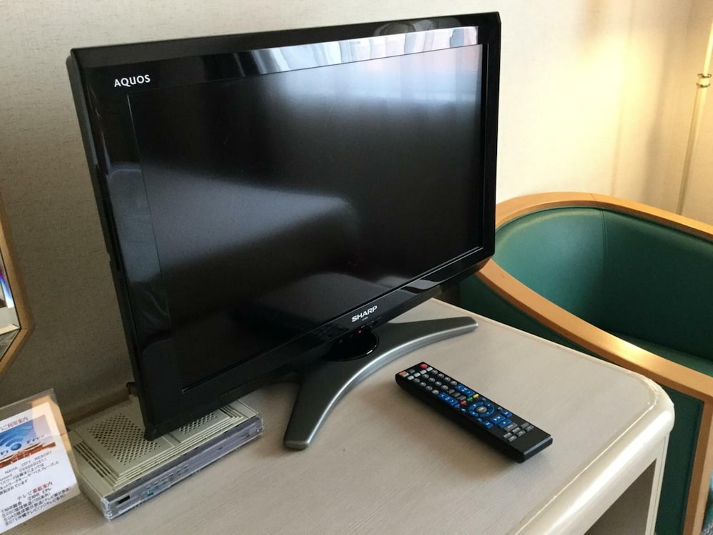 スタンダード ダブルルーム ダブルベッド 1 台 喫煙可 テレビ0 | スマイルホテル那覇シティリゾート