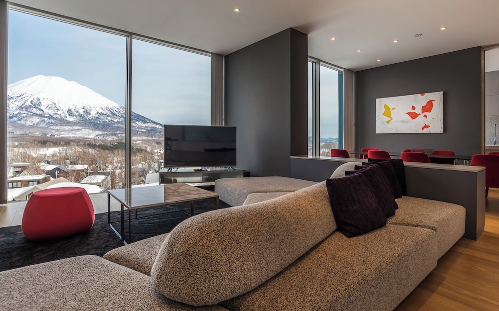 4ベッドルーム 羊蹄パノラマ ペントハウス レジデンス 部屋からの景観0 | テラッツェ・ニセコ