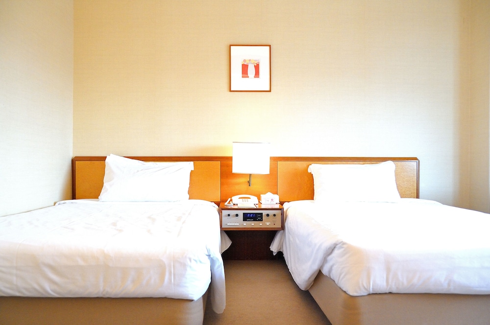 スタンダードツインルーム禁煙 2名様ご利用 客室1 | ホテルニューオータニ長岡