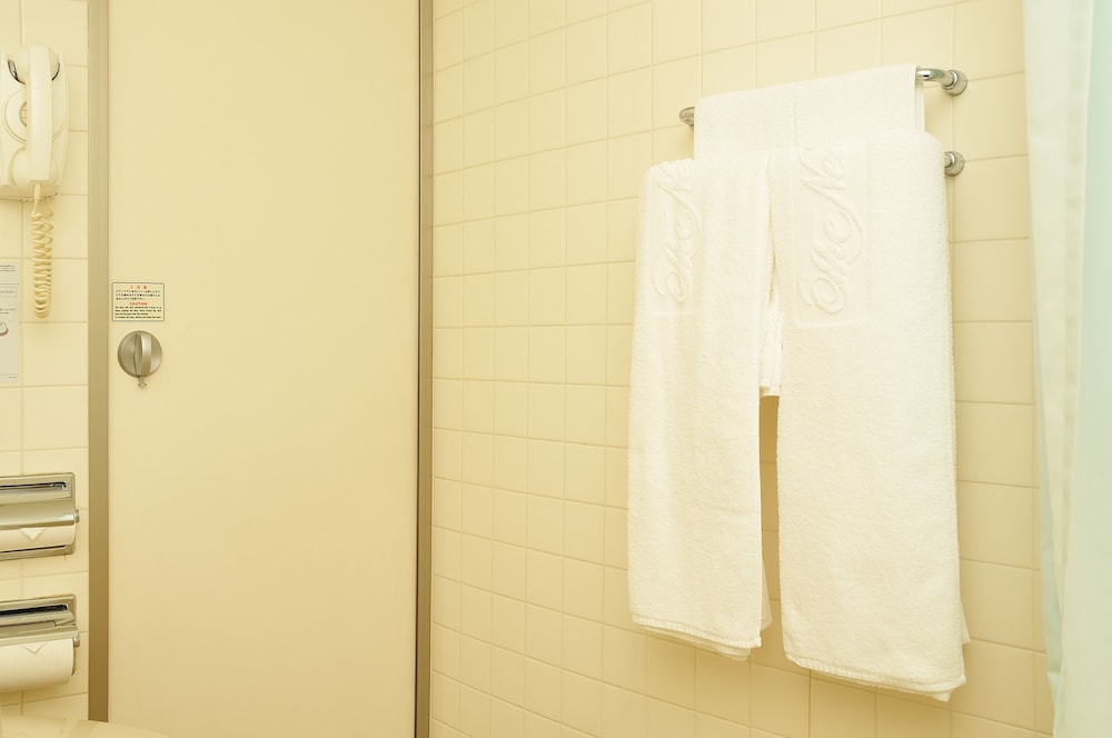 スーペリアツインルーム喫煙可 2名様ご利用 バスルーム0 | ホテルニューオータニ長岡