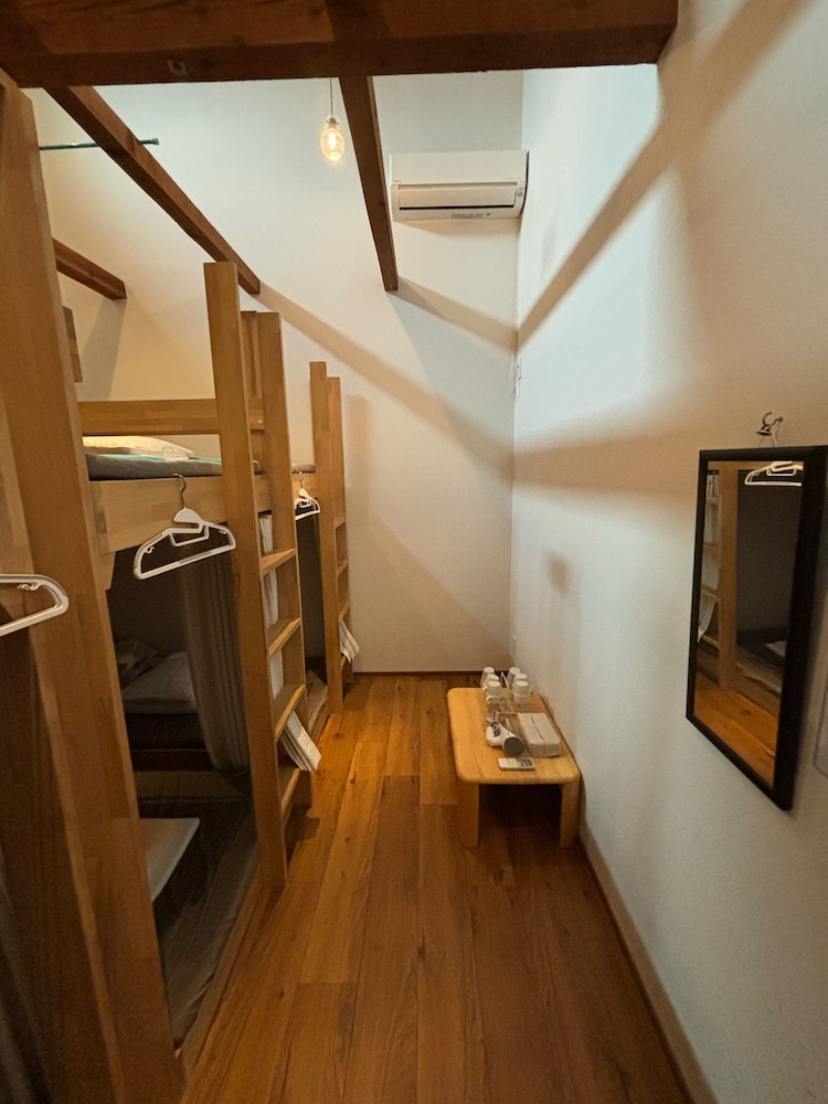 ファミリールーム B 客室1 | 金沢ゲストハウス ステラ