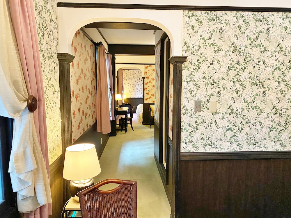 エグゼクティブ ルーム ダブルベッド 2 台 禁煙 客室1 | レストラン＆ホテル トロイメライ