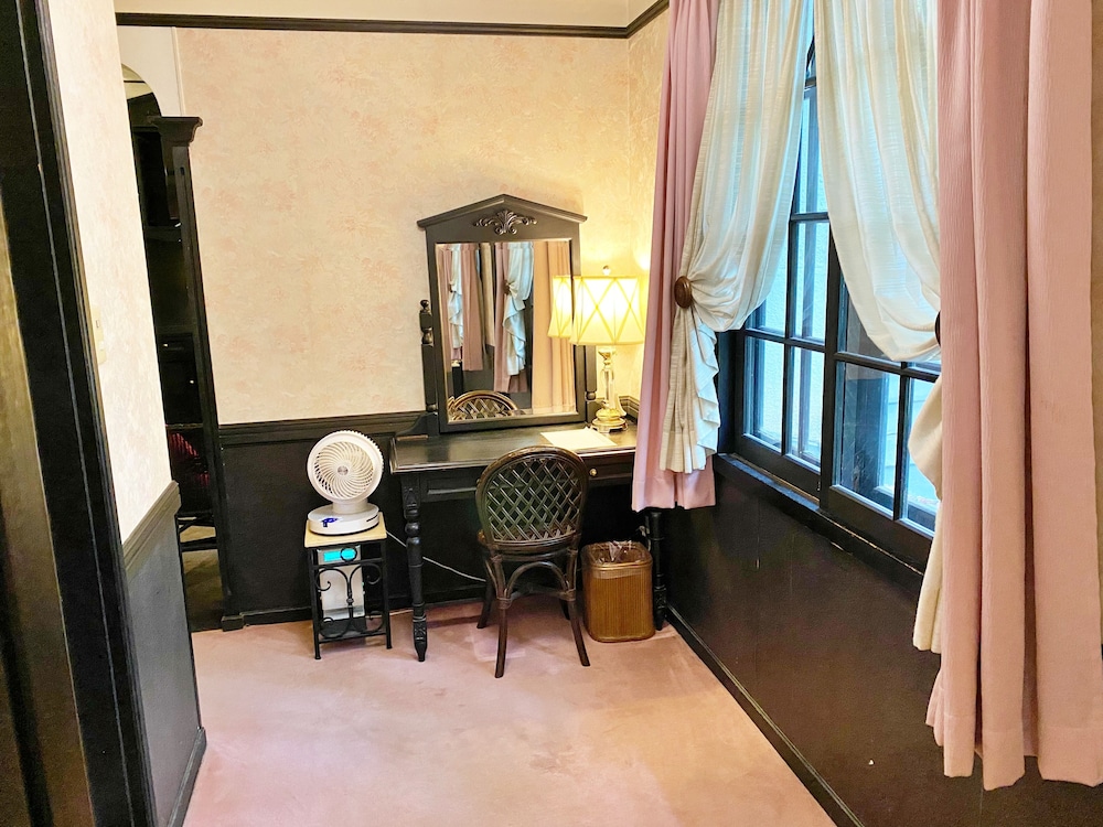 エグゼクティブ ルーム ダブルベッド 2 台 禁煙 客室3 | レストラン＆ホテル トロイメライ