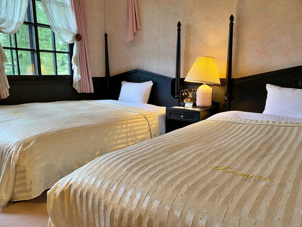 デラックス ルーム 客室6 | レストラン＆ホテル トロイメライ