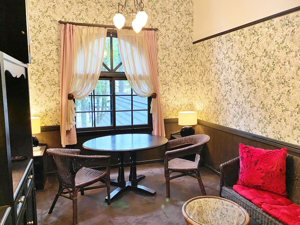 エグゼクティブ ルーム ダブルベッド 2 台 禁煙 客室2 | レストラン＆ホテル トロイメライ